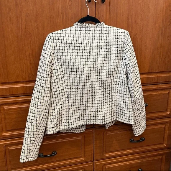 NWT!  Jaclyn Smith Tweed Moto Jacket - Picture 6 of 6